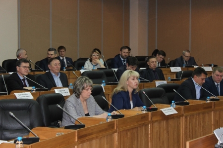 Представители Приморского ЖКХ-контроль приняли участие в окружном совещании с субъектами Российской Федерации, входящими в состав Дальневосточного федерального округа.